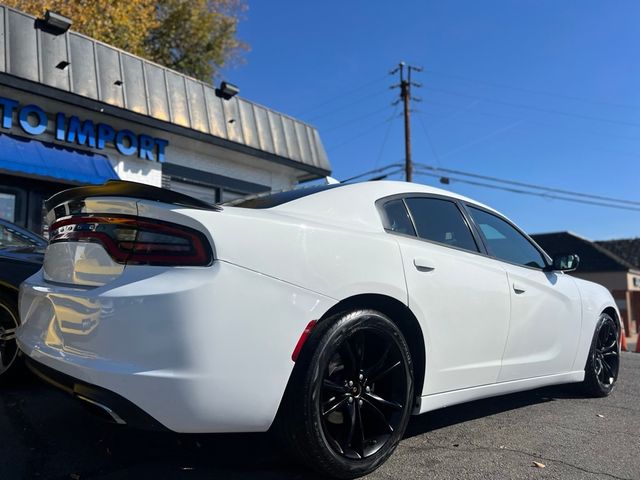 2016 Dodge Charger SXT