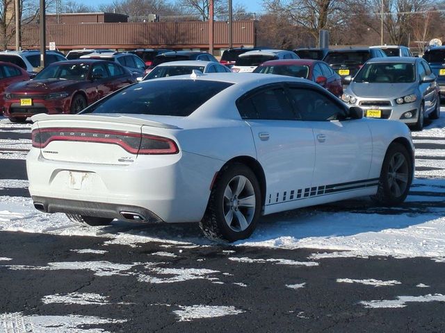 2016 Dodge Charger SXT