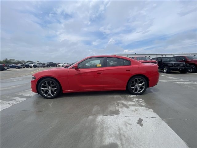 2016 Dodge Charger SXT