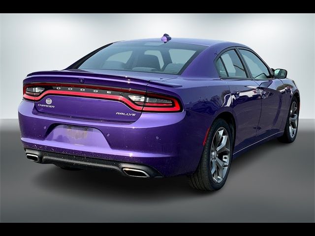 2016 Dodge Charger SXT