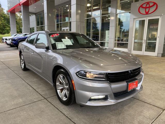 2016 Dodge Charger SXT