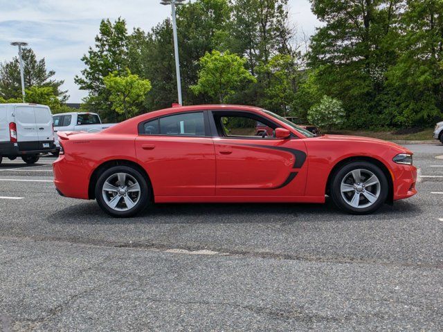 2016 Dodge Charger SXT