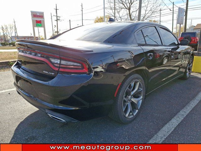 2016 Dodge Charger SXT