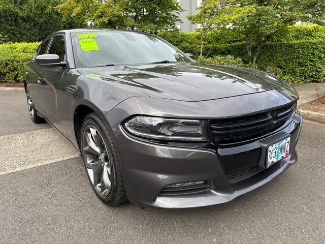 2016 Dodge Charger SXT