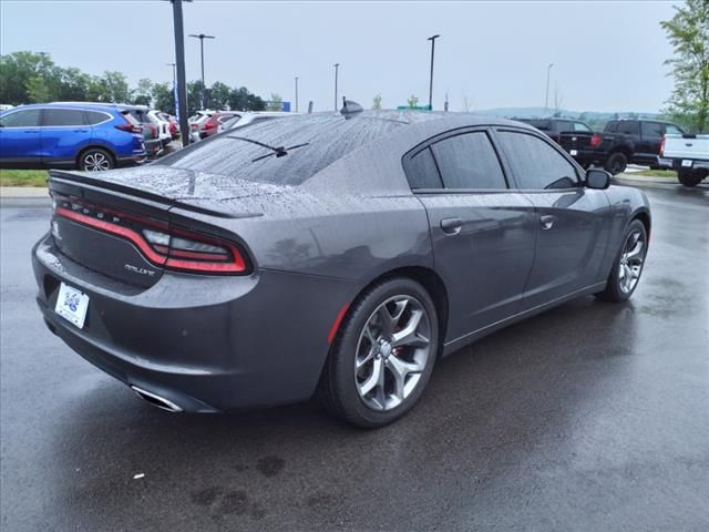 2016 Dodge Charger SXT