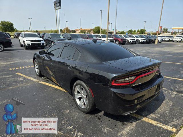 2016 Dodge Charger SXT