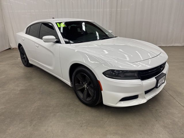 2016 Dodge Charger SXT