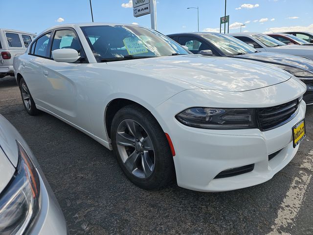 2016 Dodge Charger SXT