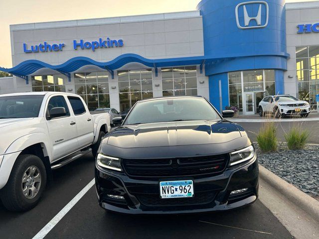 2016 Dodge Charger SXT