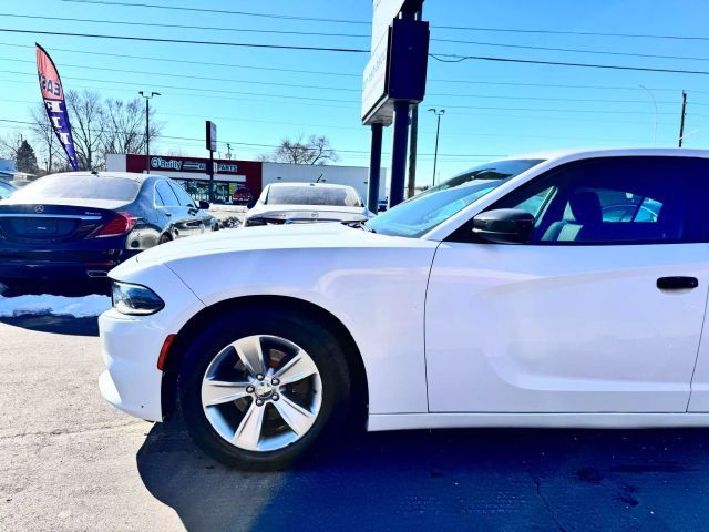 2016 Dodge Charger SXT