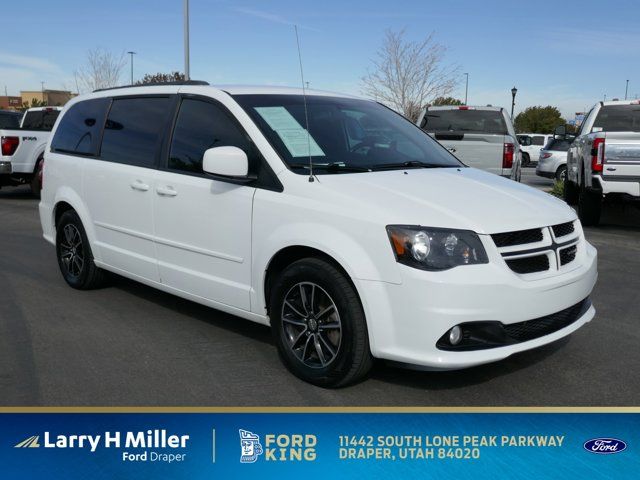 2016 Dodge Grand Caravan R/T