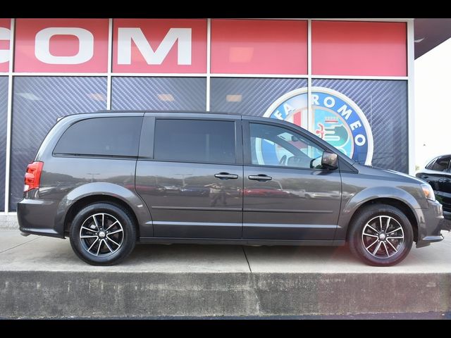 2016 Dodge Grand Caravan R/T