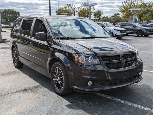 2016 Dodge Grand Caravan R/T