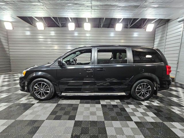 2016 Dodge Grand Caravan R/T