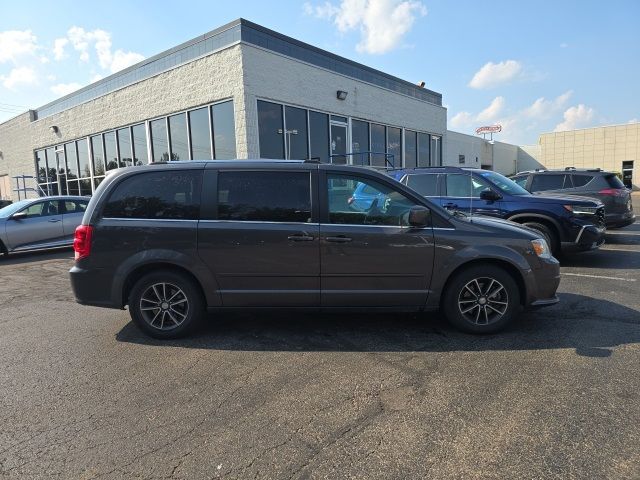 2016 Dodge Grand Caravan SXT Plus