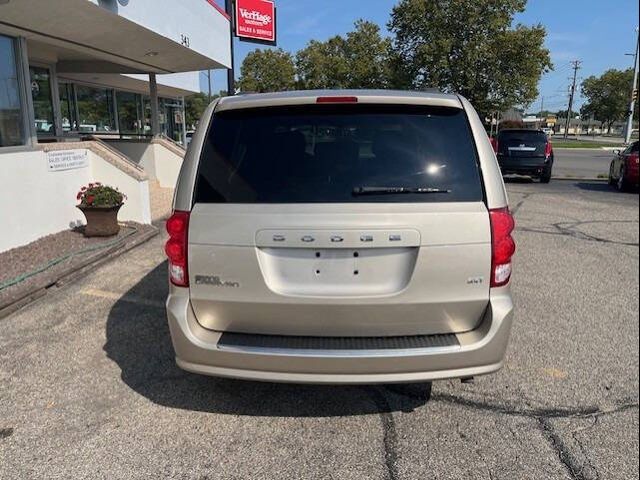 2016 Dodge Grand Caravan SXT Plus