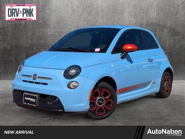 2016 FIAT 500e Base