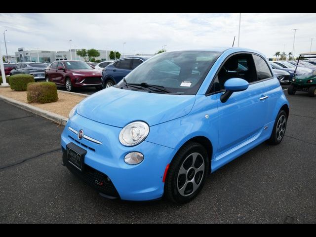 2016 FIAT 500e Base