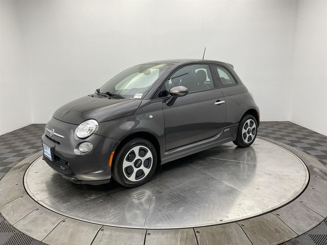 2016 FIAT 500e Base