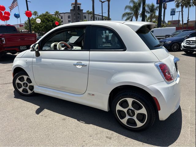 2016 FIAT 500e Base