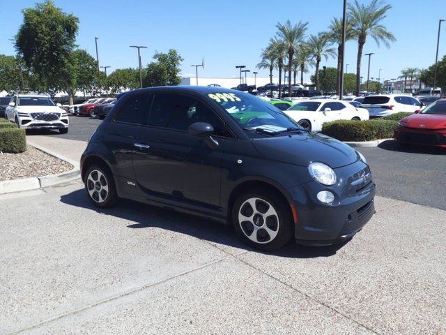 2016 FIAT 500e Base