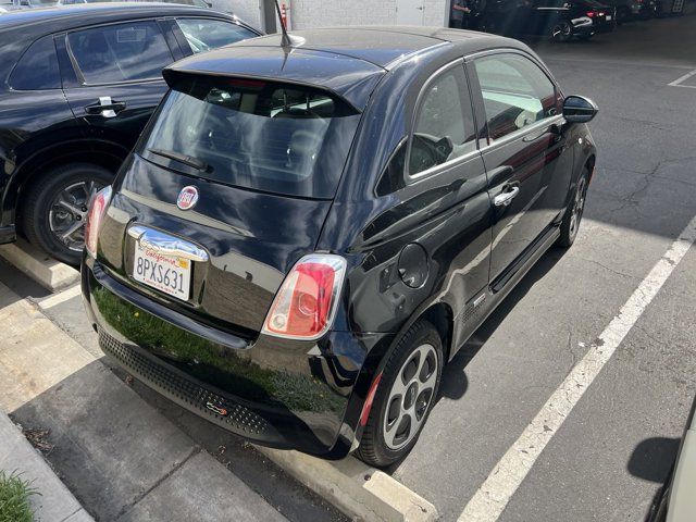 2016 FIAT 500e Base