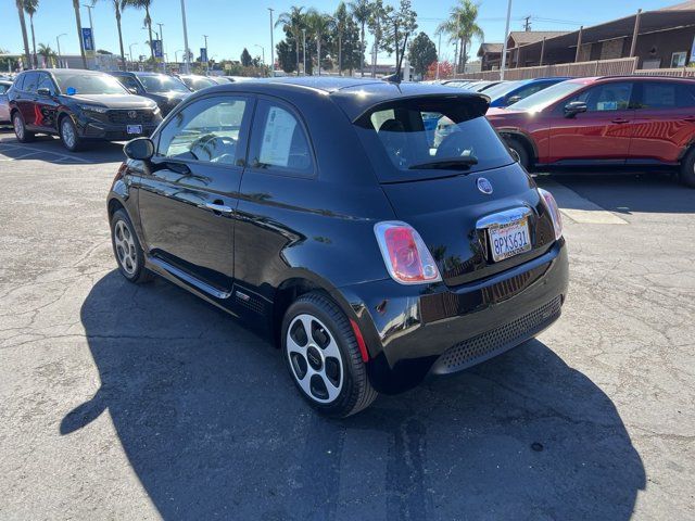 2016 FIAT 500e Base