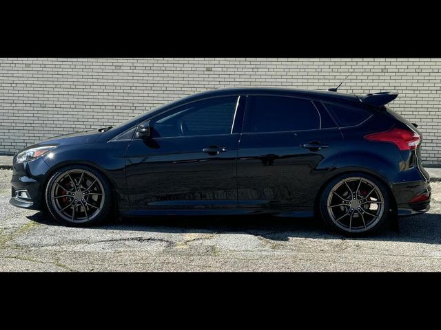 2016 Ford Focus ST