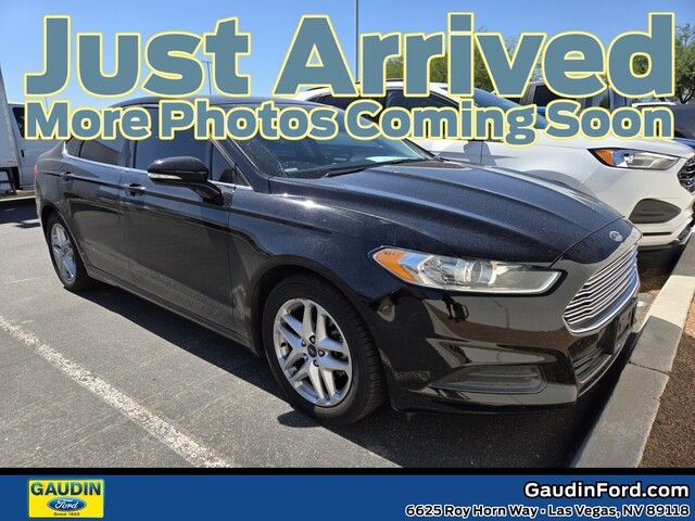 2016 Ford Fusion SE