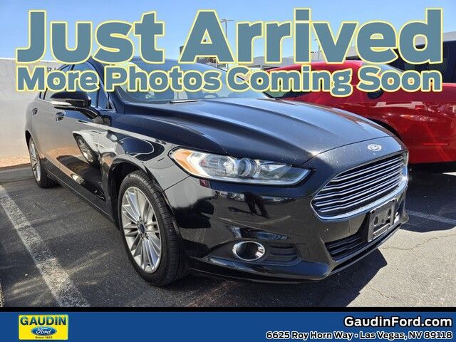 2016 Ford Fusion SE