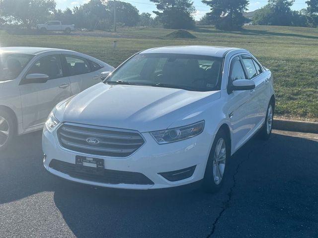 2016 Ford Taurus SEL