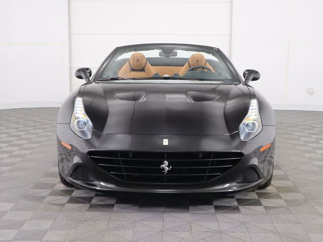 2016 Ferrari California T