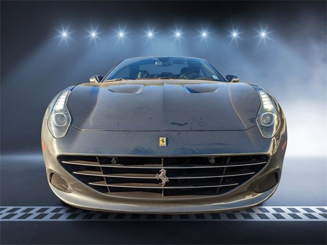 2016 Ferrari California T