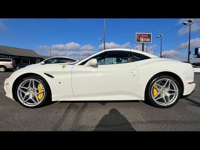 2016 Ferrari California T