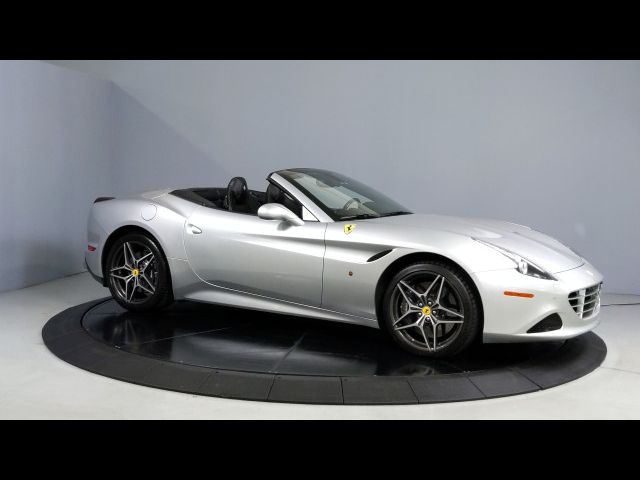 2016 Ferrari California T