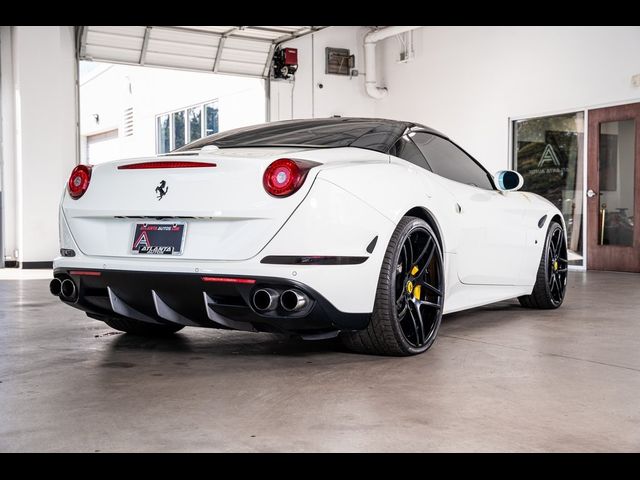 2016 Ferrari California Base