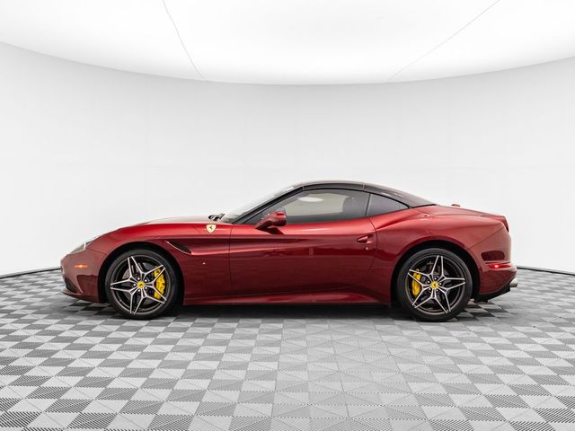 2016 Ferrari California T