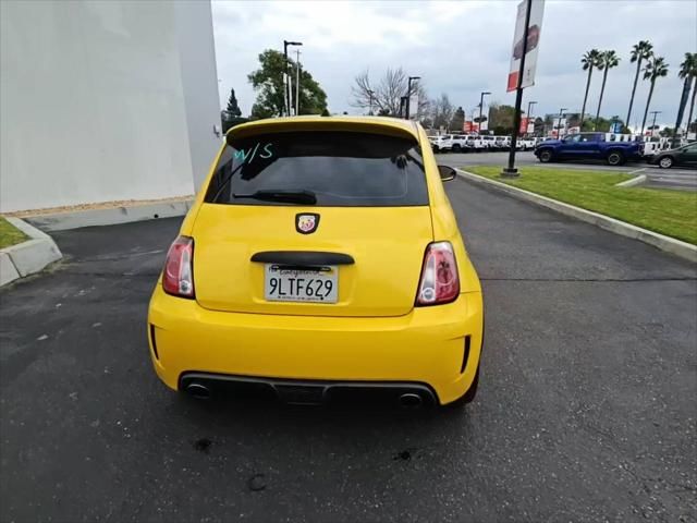 2016 FIAT 500 Abarth