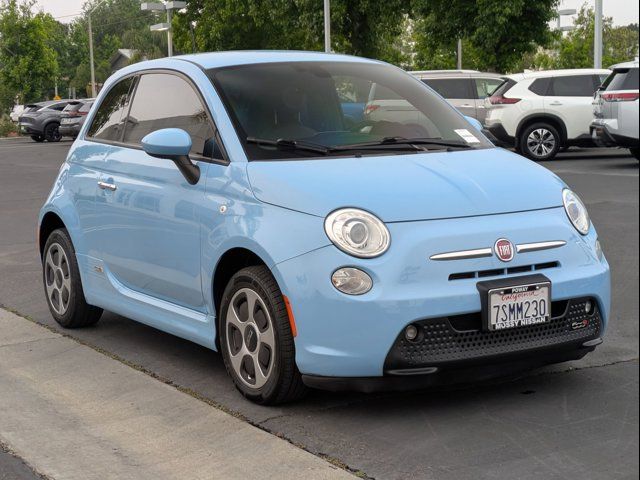 2016 FIAT 500e Base