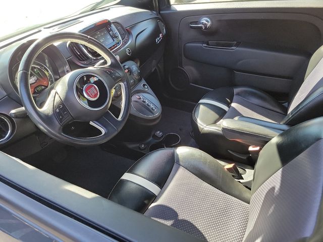 2016 FIAT 500e Base