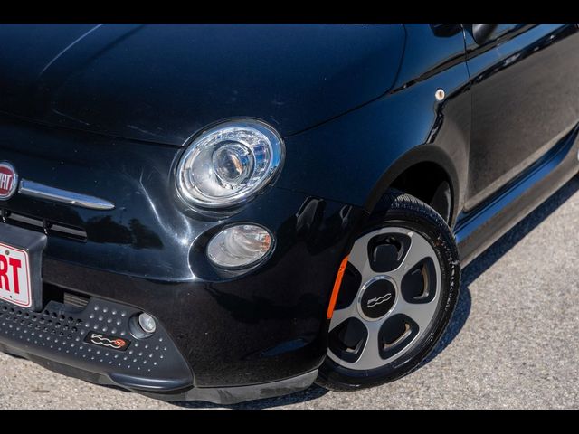 2016 FIAT 500e Base