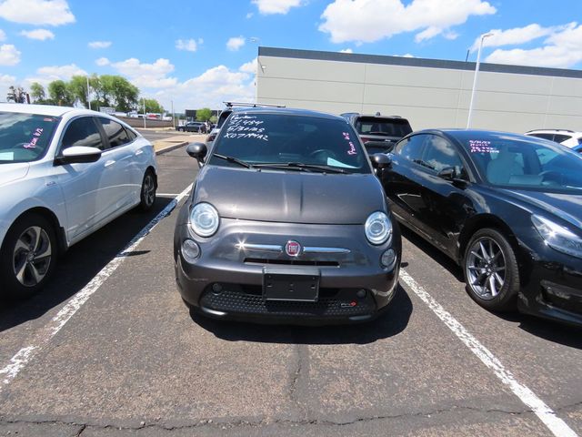 2016 FIAT 500e Base