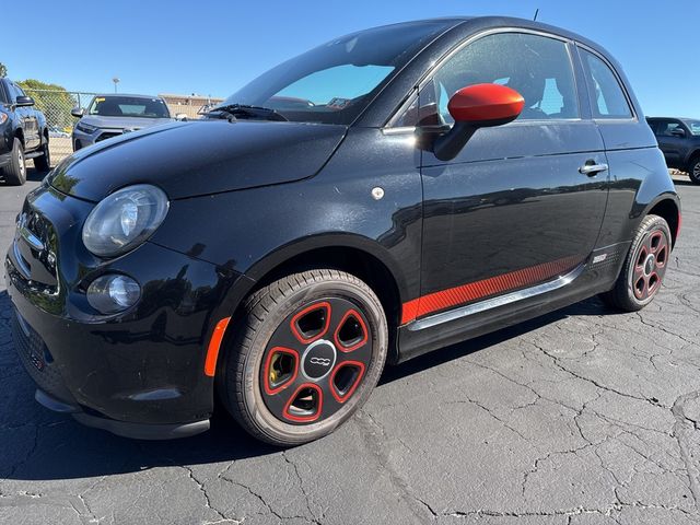 2016 FIAT 500e Base