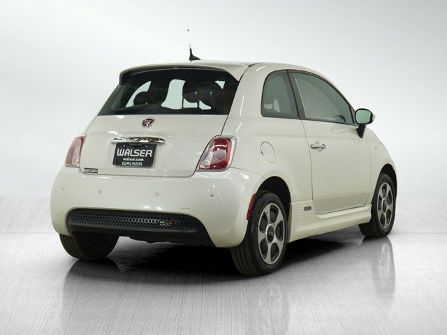 2016 FIAT 500e Base