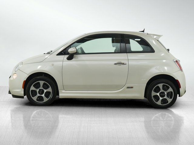 2016 FIAT 500e Base