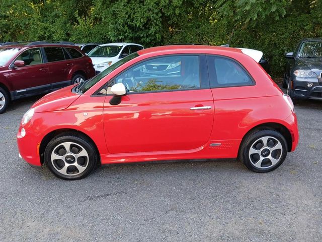 2016 FIAT 500e Base