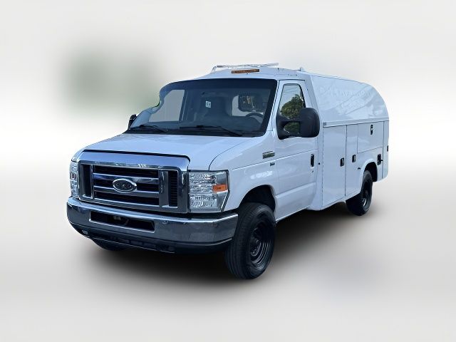2016 Ford Econoline Base