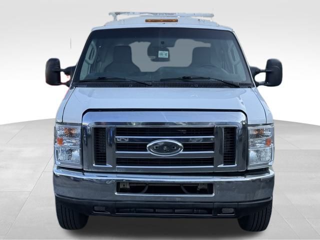 2016 Ford Econoline Base