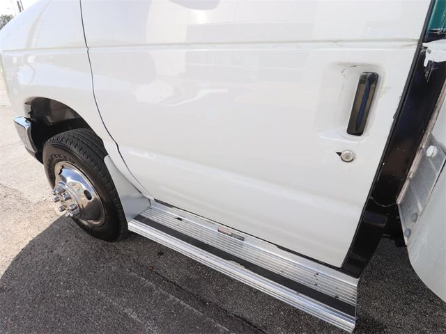 2016 Ford Econoline Base