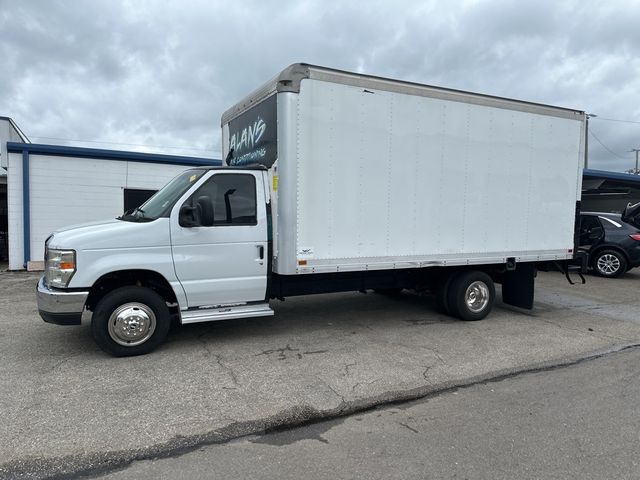 2016 Ford Econoline Base